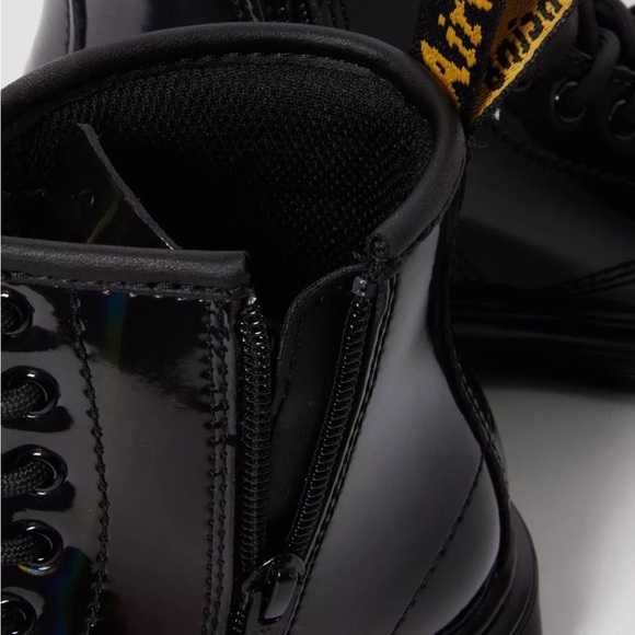 EUC Girls Dr. Martens Shiny Black Boots Rainbow Iridescent girls size 3 - Picture 10 of 11